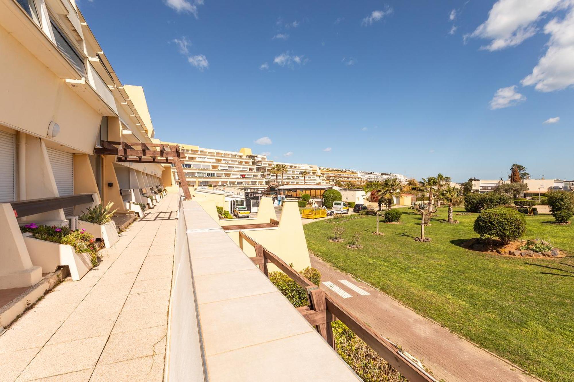 Pink Port Nature Coursive Naturiste Agde Exterior photo